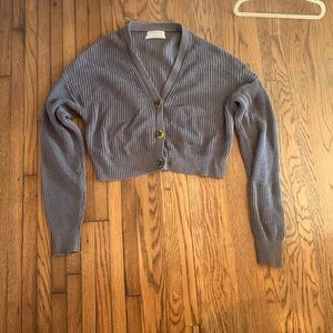 URBAN CROPPED KNITTED SWEATER